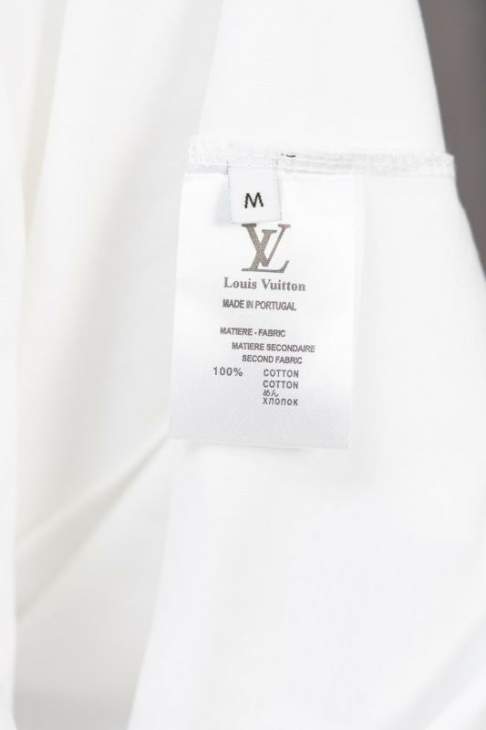 Picture of Louis Vuitton T Shirts Short _SKULVM-2XLjhtxY0108664
